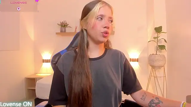 nataly rodri online show from 05-24-26, 01:54
