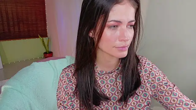 Snapshot of Emma__Blanco chatting on 04-15-26, 02:46 Emma Blanco online show from 04-15-26, 02:46