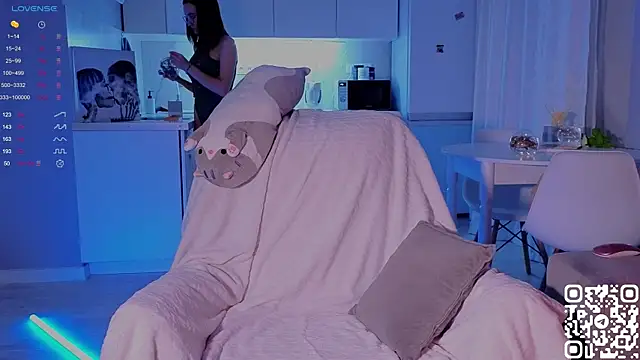 Snapshot of shey1i chatting on 12-13-24, 05:32 shey1i online show from 12-13-24, 05:32