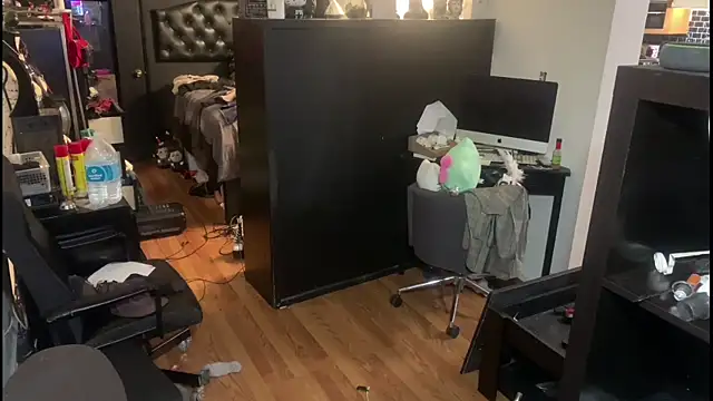 Snapshot of leanjamesdean chatting on 12-03-24, 02:14 leanjamesdean online show from 12-03-24, 02:14