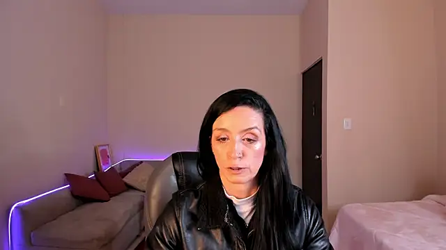 Kristen Garner online show from 06-18-26, 07:29