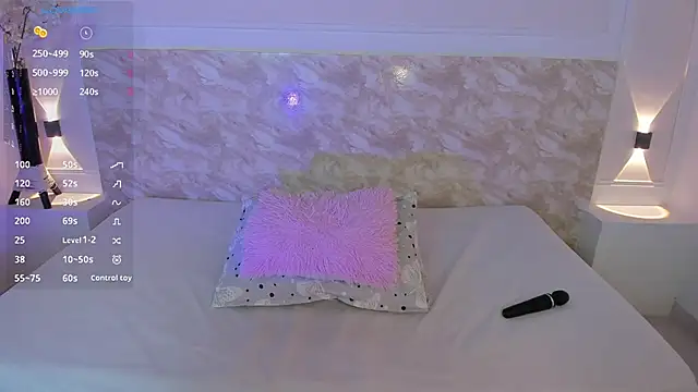 EmilyEvans7 online show from 12-17-24, 07:48