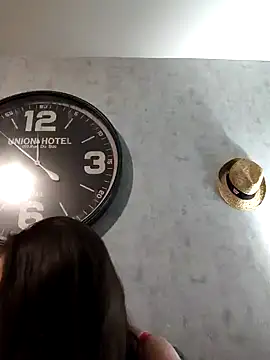 Snapshot of LEAsquirt91 chatting on 12-01-24, 10:53 LEAsquirt91 online show from 12-01-24, 10:53