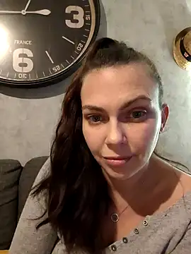 Snapshot of LEAsquirt91 chatting on 12-10-24, 11:51 LEAsquirt91 online show from 12-10-24, 11:51