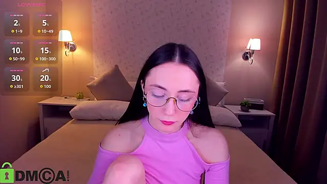 Lexi Split online show from 05-18-26, 02:18