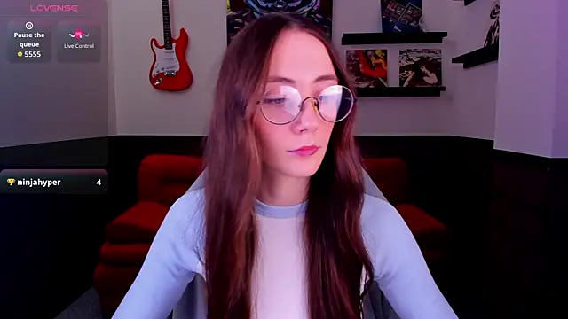 Snapshot of Lexi_Split chatting on 06-15-26, 01:41 Lexi Split online show from 06-15-26, 01:41