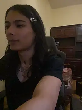 calliemaggotbone online show from 06-14-26, 06:21