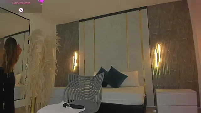 riley sierra online show from 03-05-26, 12:34