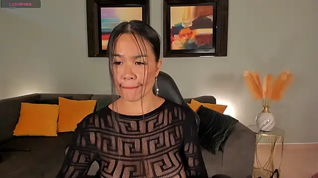 PuiYee online show from 01-06-25, 09:32