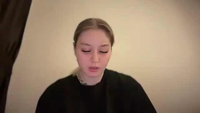 Snapshot of Isabel-Bailey chatting on 12-03-24, 10:07 Isabel-Bailey online show from 12-03-24, 10:07