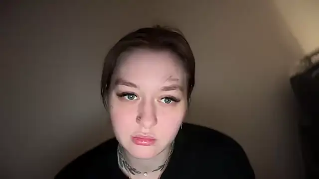 Snapshot of Isabel-Bailey chatting on 02-07-25, 10:41 Isabel-Bailey online show from 02-07-25, 10:41