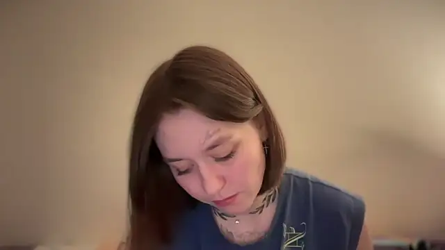 Snapshot of Isabel-Bailey chatting on 02-18-25, 09:09 Isabel-Bailey online show from 02-18-25, 09:09