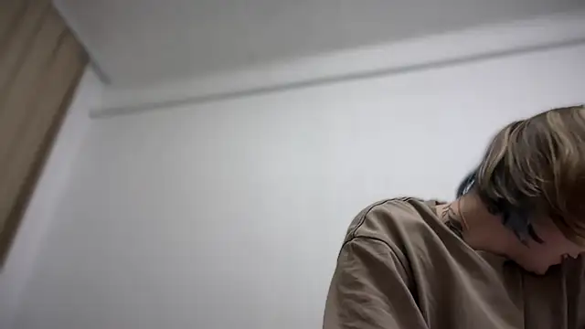 Snapshot of Isabel-Bailey chatting on 10-02-25, 08:49 Isabel-Bailey online show from 10-02-25, 08:49