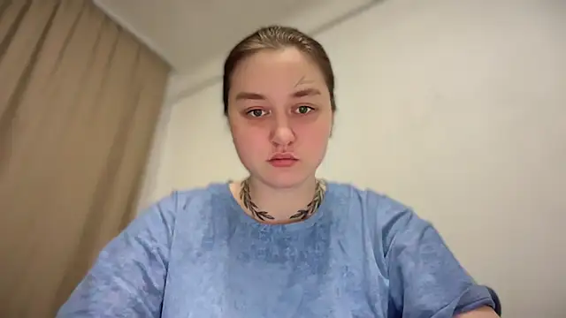 Snapshot of Isabel-Bailey chatting on 10-11-25, 07:01 Isabel-Bailey online show from 10-11-25, 07:01