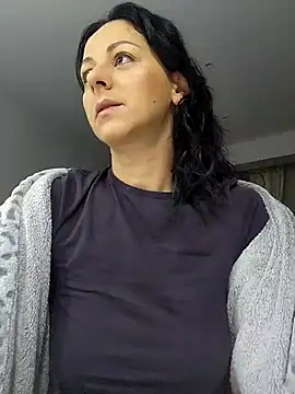 bruneta sexy23 online show from 03-13-25, 04:49