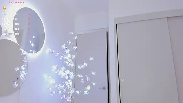 mia yourmommy online show from 02-03-25, 04:46