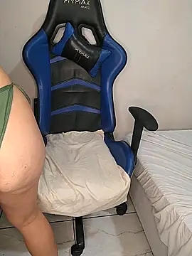 Rafaelayamazaki online show from 03-27-26, 09:58