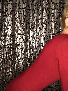 Snapshot of Kristina03 chatting on 03-01-25, 10:31 Kristina03 online show from 03-01-25, 10:31
