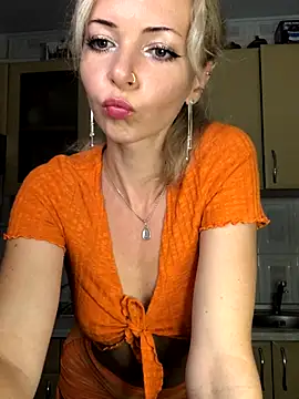 Snapshot of Kristina03 chatting on 10-08-25, 09:12 Kristina03 online show from 10-08-25, 09:12