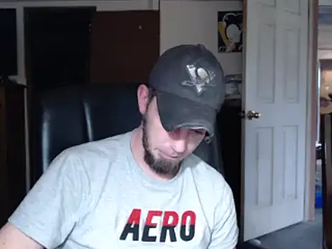 pensguy30 online show from 12-31-24, 06:24