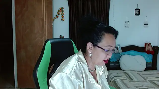 candy crazy38 online show from 02-13-25, 08:17