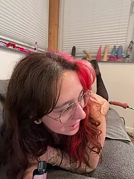 Snapshot of Tamy-Love chatting on 04-15-26, 08:42 Tamy-Love online show from 04-15-26, 08:42
