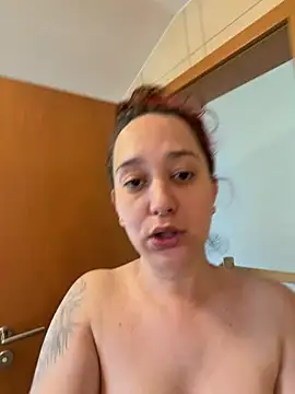 Snapshot of Tamy-Love chatting on 05-08-26, 10:09 Tamy-Love online show from 05-08-26, 10:09
