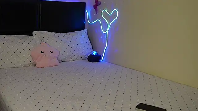 sweet melanin21 online show from 12-14-24, 03:40