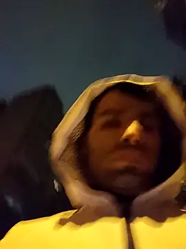 Snapshot of J0nyhson chatting on 10-05-25, 05:22 J0nyhson online show from 10-05-25, 05:22