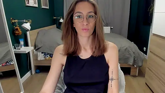 DesireMore90 online show from 04-26-26, 08:28