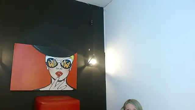 Snapshot of miley_jensen chatting on 02-22-25, 10:09 miley jensen online show from 02-22-25, 10:09