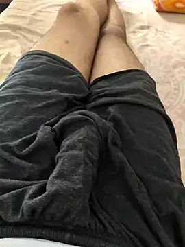 Snapshot of Horny_boy321 chatting on 09-29-25, 06:40 Horny boy321 online show from 09-29-25, 06:40