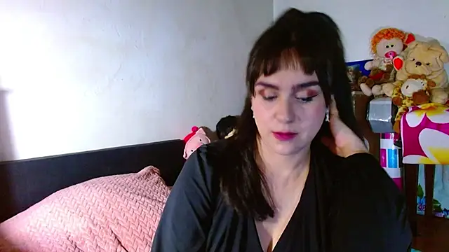 collette beaufoy  online show from 05-05-26, 05:04