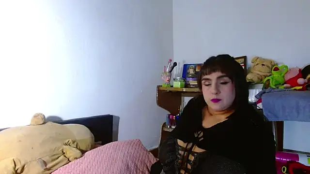collette beaufoy  online show from 06-15-26, 05:09