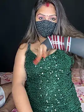 Snapshot of Indian_AvaAddams chatting on 10-28-25, 04:20 Indian AvaAddams online show from 10-28-25, 04:20