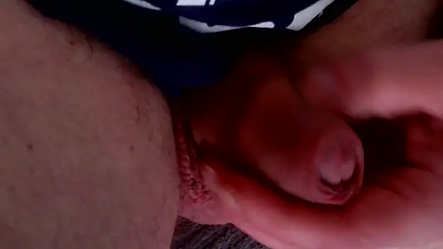 Snapshot of InvitingBend9 chatting on 10-25-25, 12:56 InvitingBend9 online show from 10-25-25, 12:56