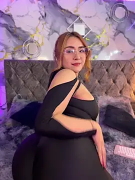 vanesaa blake online show from 05-01-26, 04:17