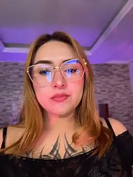 vanesaa blake online show from 05-05-26, 03:25