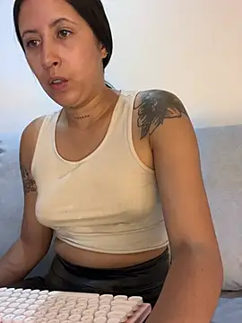 marthina thompsson online show from 02-08-25, 05:08