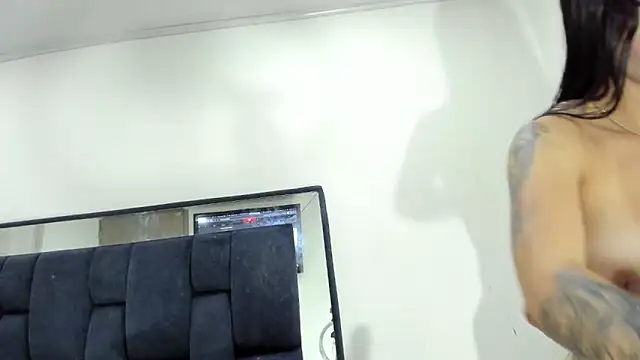 AntonelaNeri online show from 10-07-25, 01:08