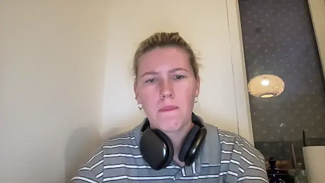 moonamii online show from 12-21-24, 01:42