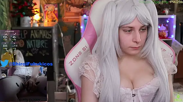 ShiroiFubuki online show from 12-19-24, 09:40