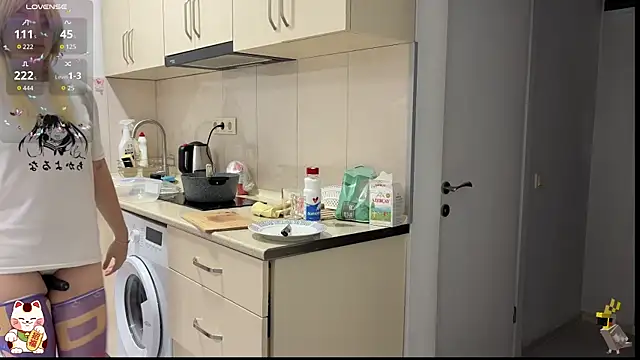 ShiroiFubuki online show from 10-14-25, 07:14