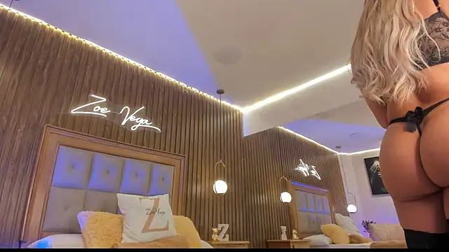 Zoevegass online show from 11-10-25, 04:17