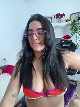 Lia flowers online show from 12-29-24, 05:22