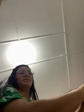 Lia flowers online show from 03-26-26, 10:04