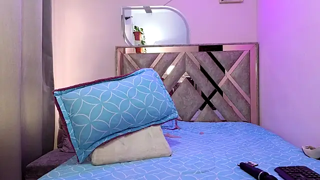 Mariana collins99 online show from 10-05-25, 05:22