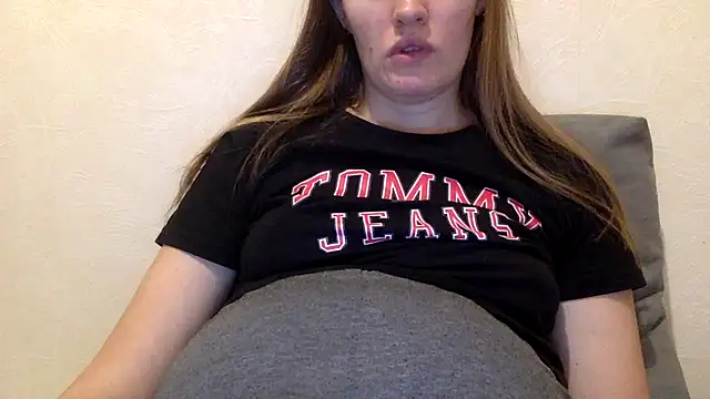 Snapshot of vanessa4you chatting on 01-11-25, 04:38 vanessa4you online show from 01-11-25, 04:38