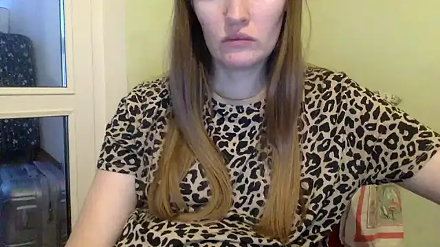 Snapshot of vanessa4you chatting on 02-07-25, 03:55 vanessa4you online show from 02-07-25, 03:55