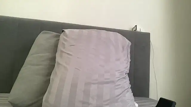 Snapshot of vanessa4you chatting on 10-22-25, 04:46 vanessa4you online show from 10-22-25, 04:46